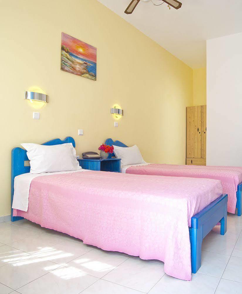 Pelagos Hotel - Apartments อิออสคอรา ภายนอก รูปภาพ